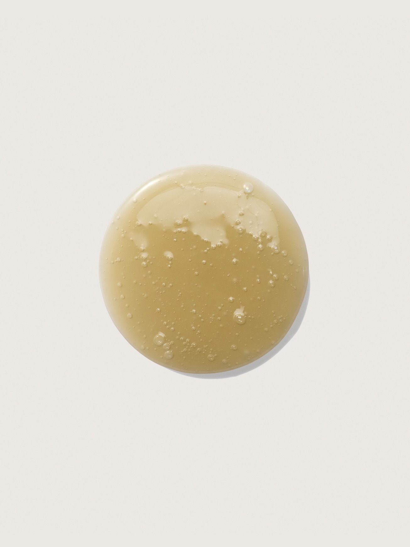 HADAT COSMETICS HYDRO MUD HAIR SHAMPOO Giliai valantis šampūnas