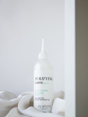 IN WHITE PROFESSIONAL PURIFYING SHAMPOO Valomasis šampūnas, 30–300 ml