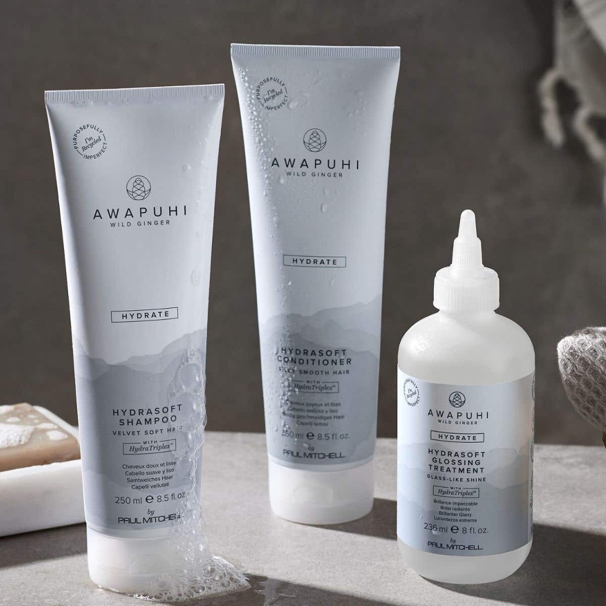 AWAPUHI WILD GINGER HYDRASOFT GLOSSING TREATMENT Blizgesio suteikianti skysta kaukė, 236 ml