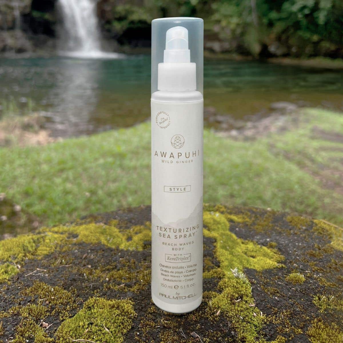 AWAPUHI WILD GINGER TEXTURIZING SEA SPRAY Tekstūrą išryškinantis paplūdimio garbanų losjonas, 150 ml